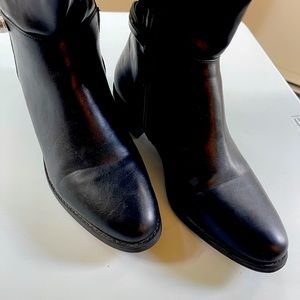 Black leather/fabric knee high boot size 9
